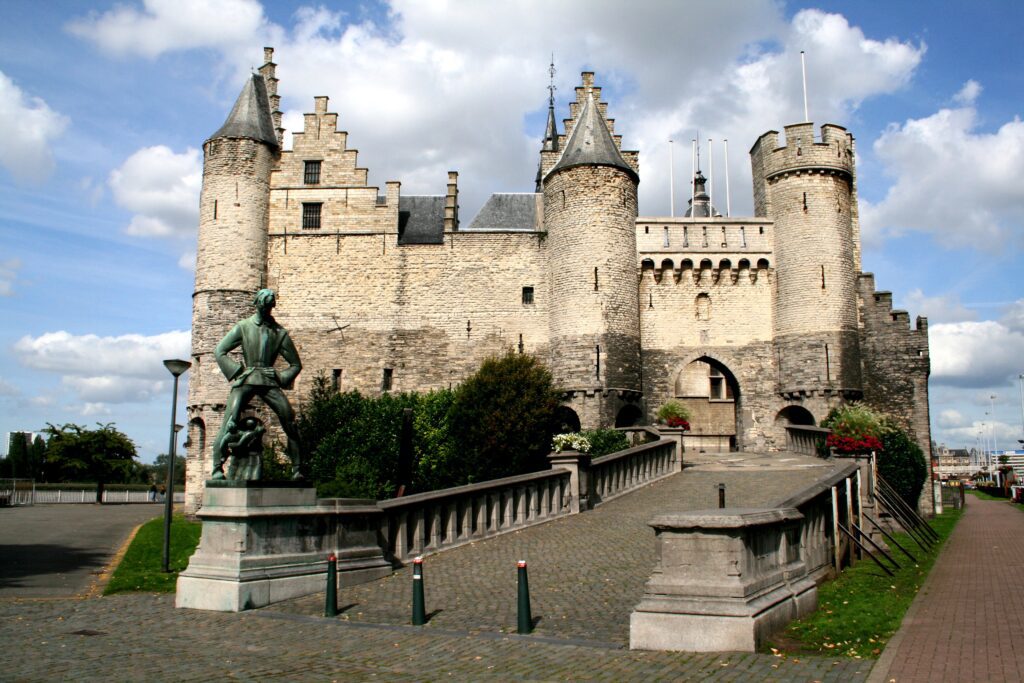 Het Steen en Amberes