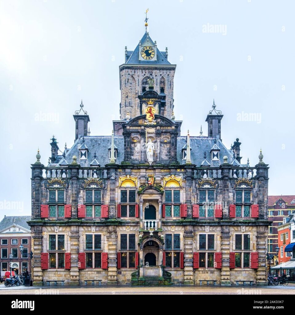 la hermosa fachada estilo renacentista del historico edificio del ayuntamiento de delft paises bajos