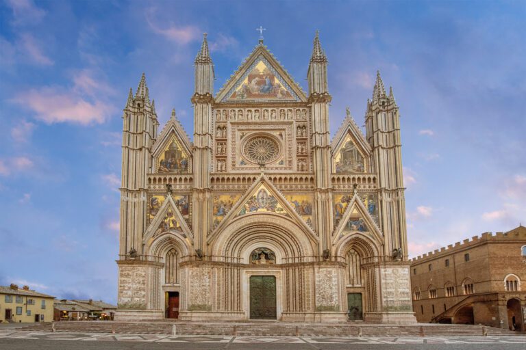 Catedral de Urbino Cattedrale di Santa Maria Assunta